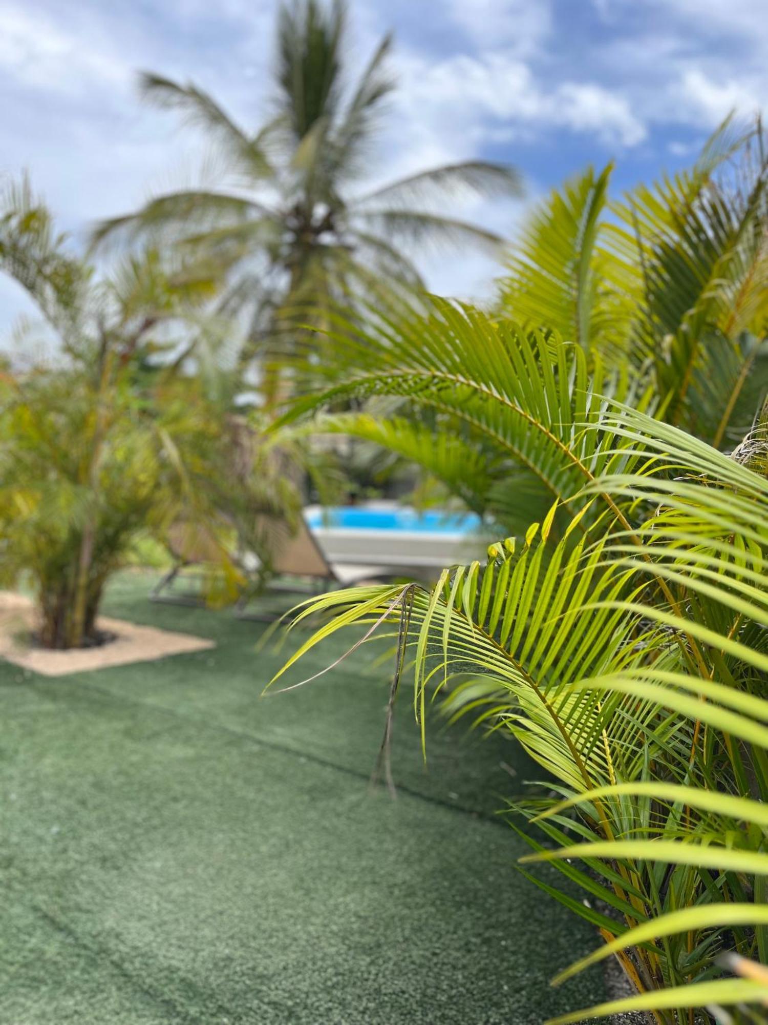 Seasons Break Apartment Pereybere Pereybere Beach Exterior photo